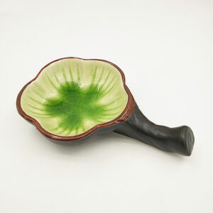 Mustepaletti ( Sivellinteline) 3  / Ink palette (Brush Stand)3